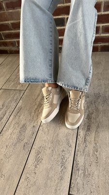 Rein milk leather and sand suede sneakers with leather lining, size 36