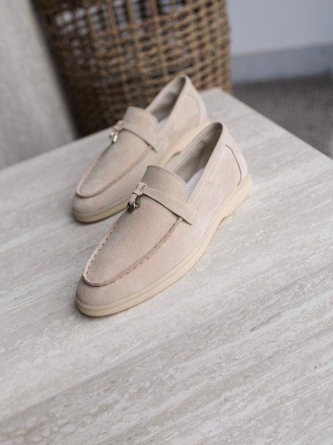 Loafers Marsala, sand color, natural suede, unlined, 36, Suede, Milk, Without lining, Марсала