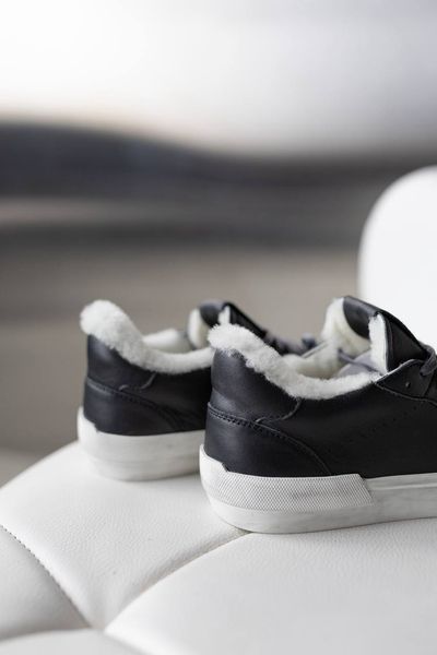 Star sneakers, black, genuine leather, natural fur lining