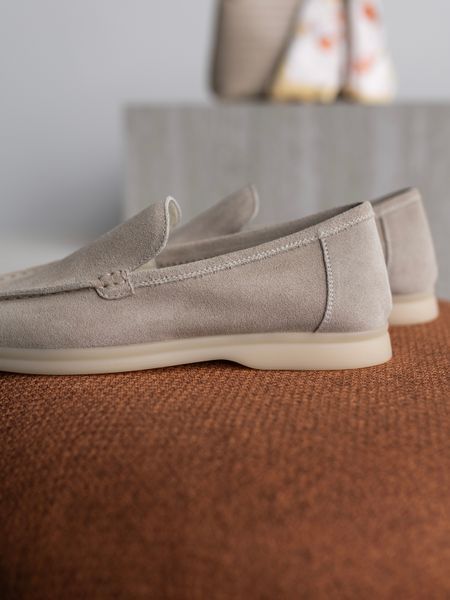 Loafers Meriel, gray-beige color, natural suede, unlined