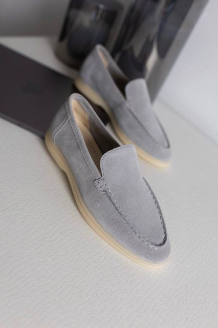 Loafers Loretto, metallic color, natural suede, unlined, 40, Suede, Milk, Without lining, Лоретто