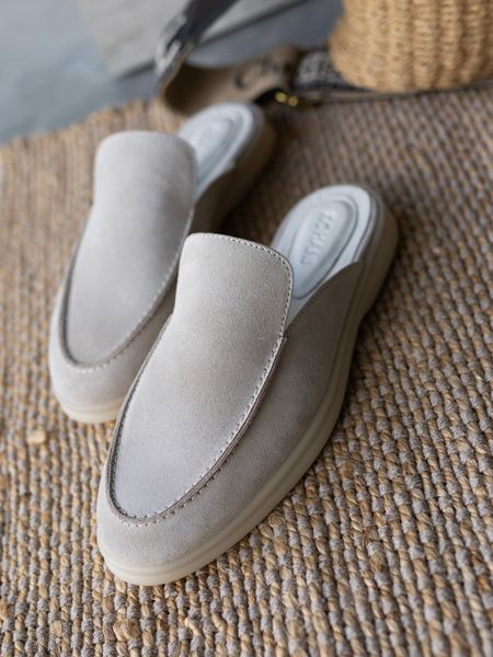 Lora sabo Muse sand suede unlined, size 36